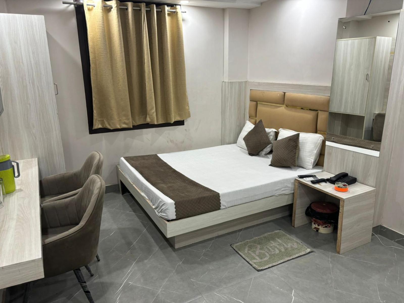 Hotel Swastik Palace